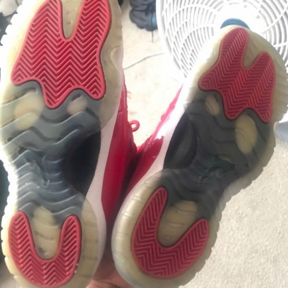 Jordan 11s - Picture 4 of 4
